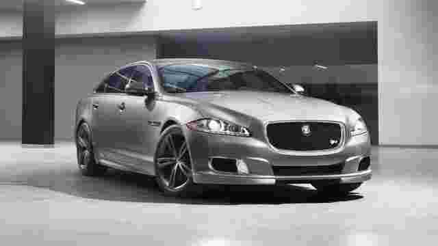 第一张照片：遇见新的Jaguar XJR