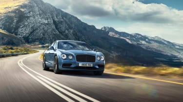 新的Bentley飞行刺激W12 S是202英里/小时的奢侈品