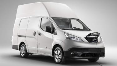 新的全电动日产E-NV200 XL Voltia Van推出