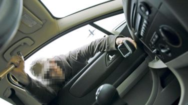 随着连通汽车升高的担忧恰逢网络攻击的急剧增加